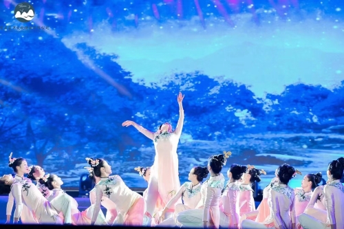 嵩明縣民營(yíng)企業(yè)名片集(32)|昆明藍(lán)月文化傳媒 匠心策劃文化藝術(shù)交流新篇章
