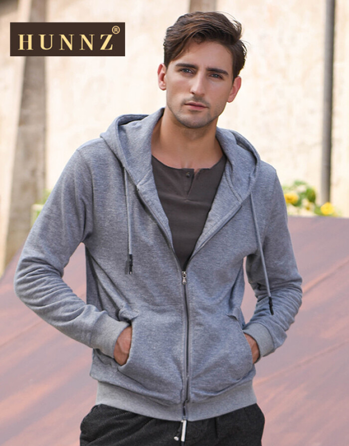 HUNNZ連帽衛(wèi)衣 秋日里的潮流運(yùn)動風(fēng)尚